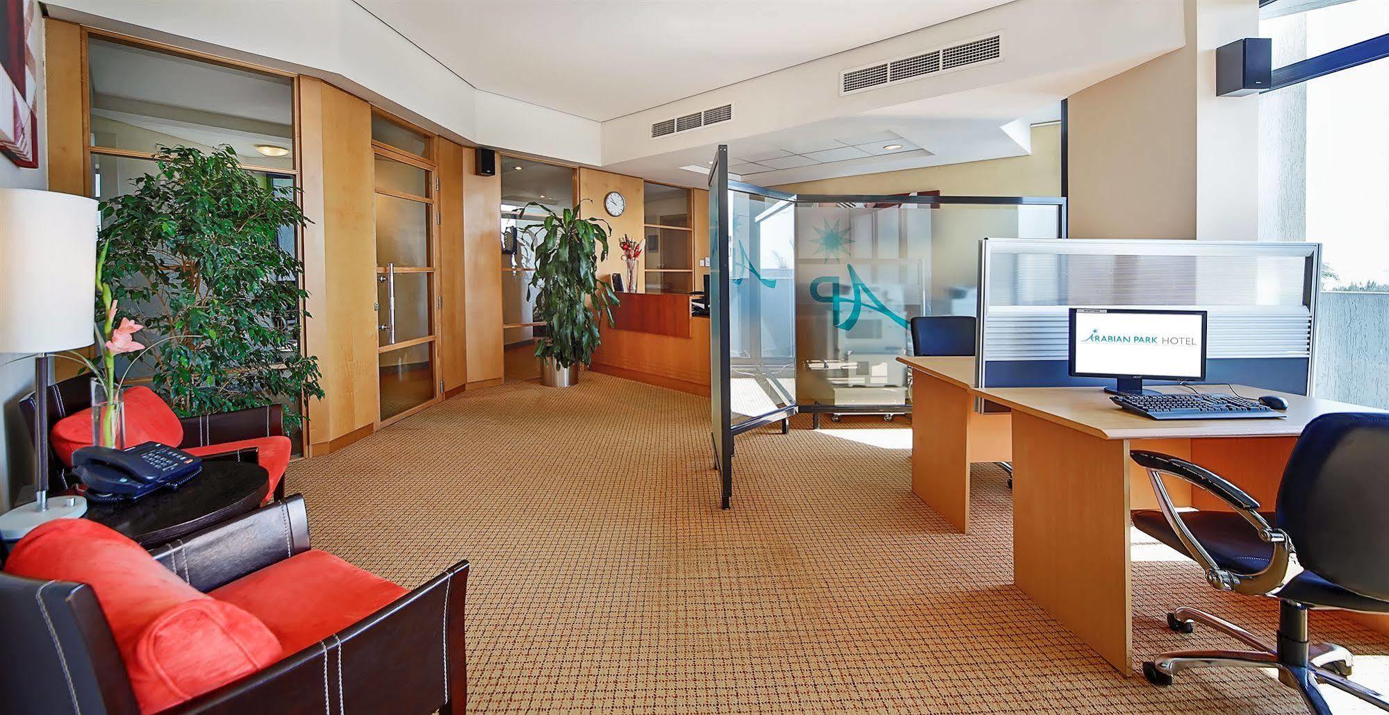Arabian Park Dubai, An Edge By Rotana Hotel Esterno foto