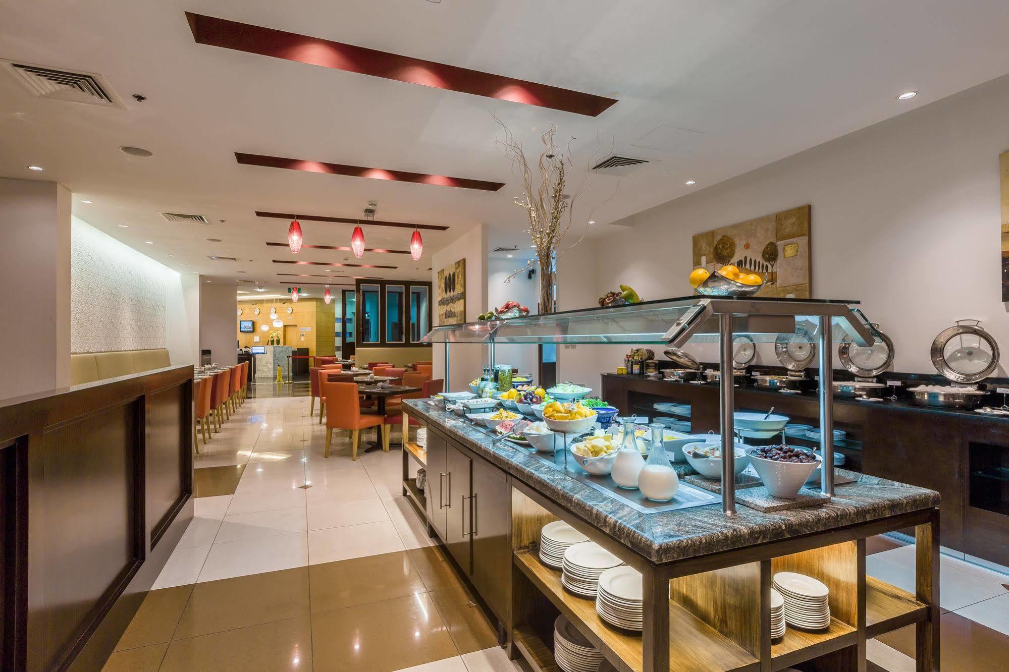 Arabian Park Dubai, An Edge By Rotana Hotel Esterno foto