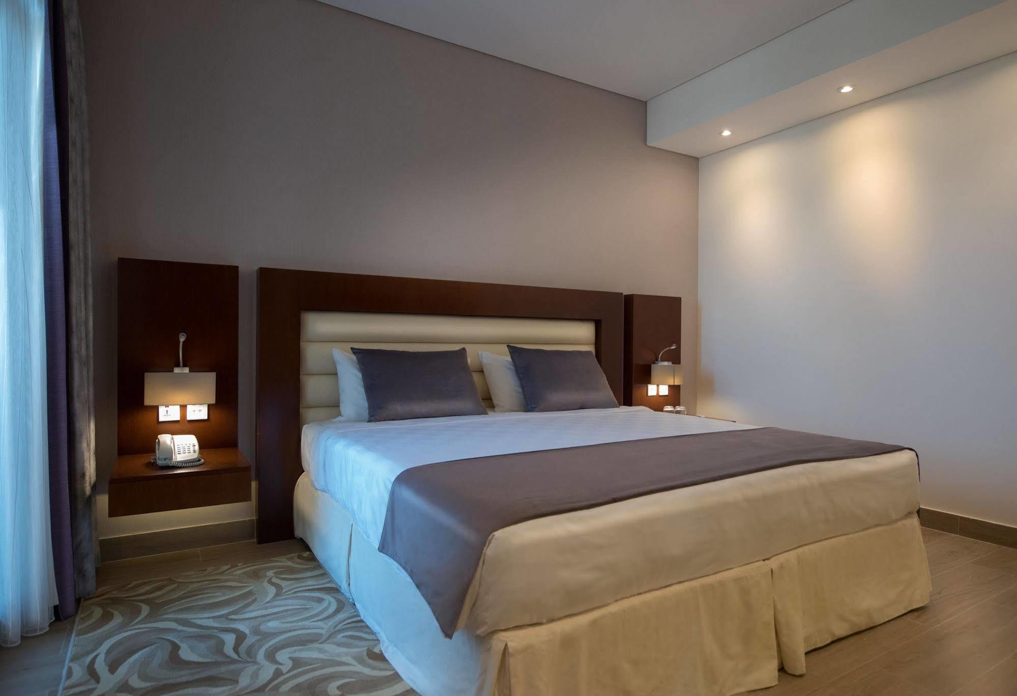 Arabian Park Dubai, An Edge By Rotana Hotel Esterno foto